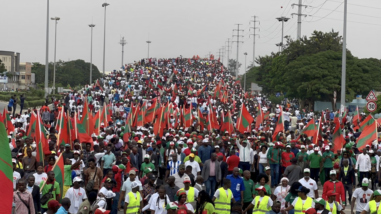 UNITA marcha em Luanda