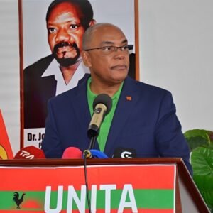 Presidente da UNITA, Adalberto Costa Júnior, durante o discurso de abertura da IV Reunião Ordinária da Comissão Política do Partido