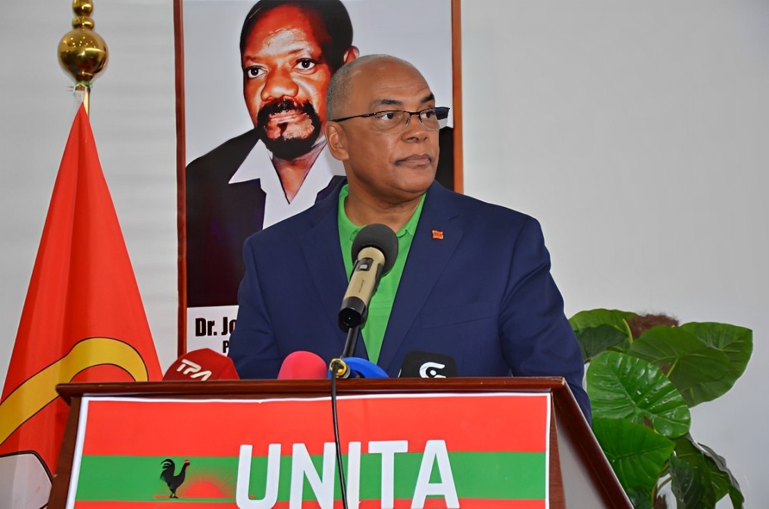 Presidente da UNITA, Adalberto Costa Júnior, durante o discurso de abertura da IV Reunião Ordinária da Comissão Política do Partido