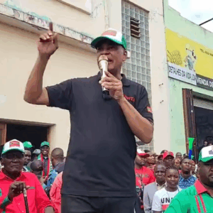 Candidato Adalberto Costa Júnior na abertura da sua Campanha Eleitoral em Malanje