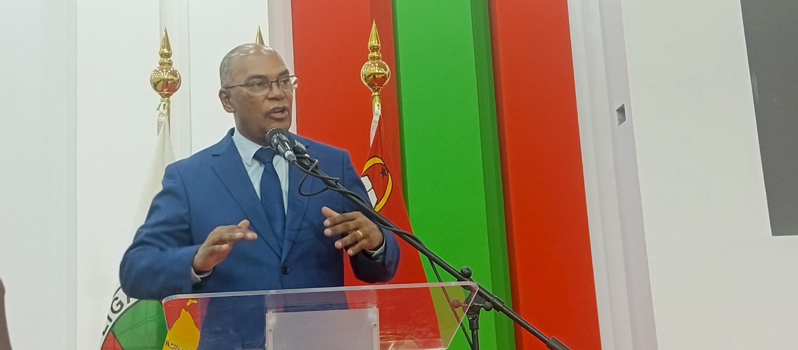 Presidente da UNITA, empossa membros do novo executivo nacional do partido