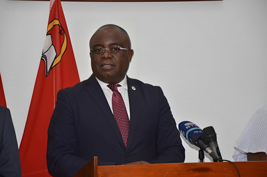 Vice-Presidente para Administração e Organização Eleitoral, Álvaro Chikwamanga