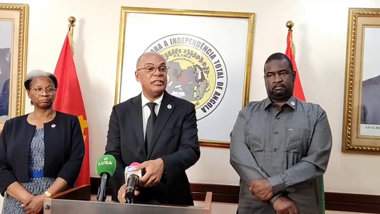 Presidente da UNITA, durante conferência de Imprensa, após encontro com o Presidente da República